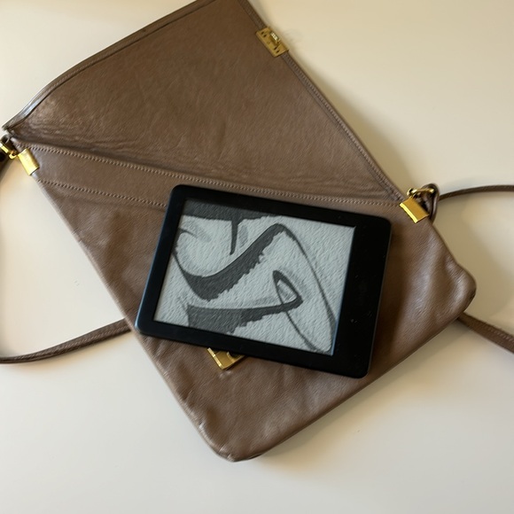 Leather Kindle Ready | latte colored triangle shaped handmade crossbody - Picture 9 of 13